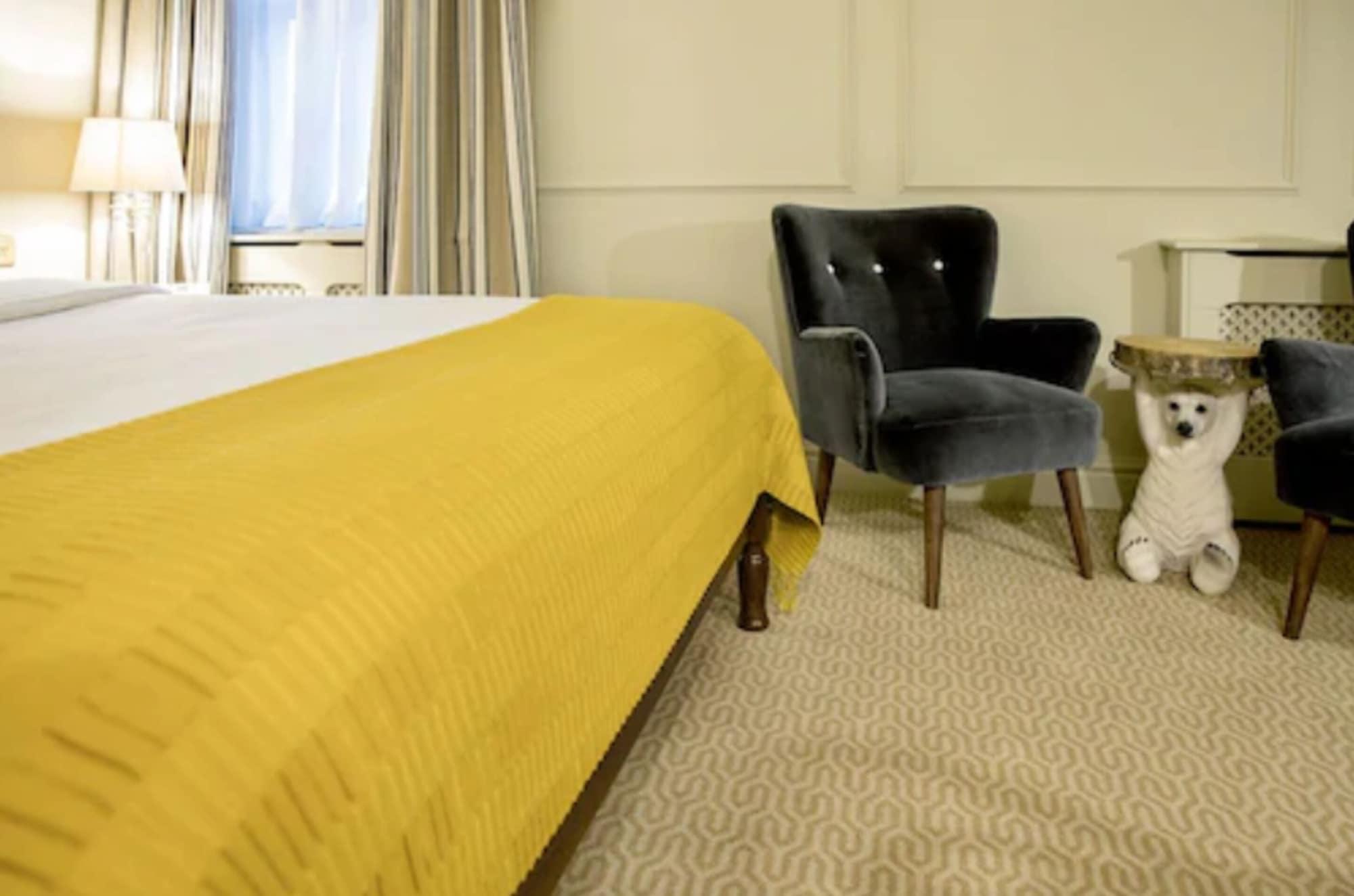 Hotel Cromwell Stevenage Exteriör bild