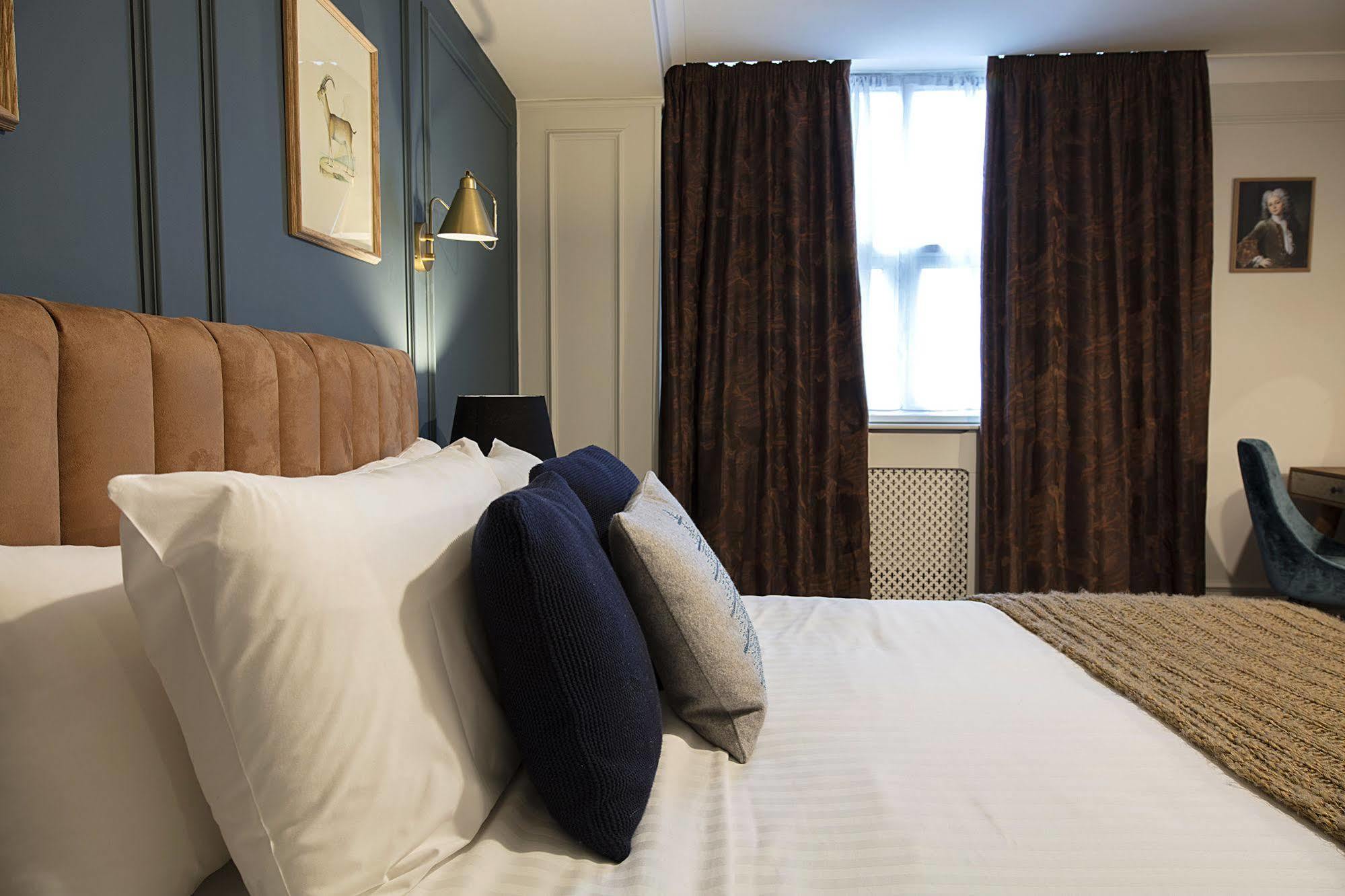 Hotel Cromwell Stevenage Exteriör bild